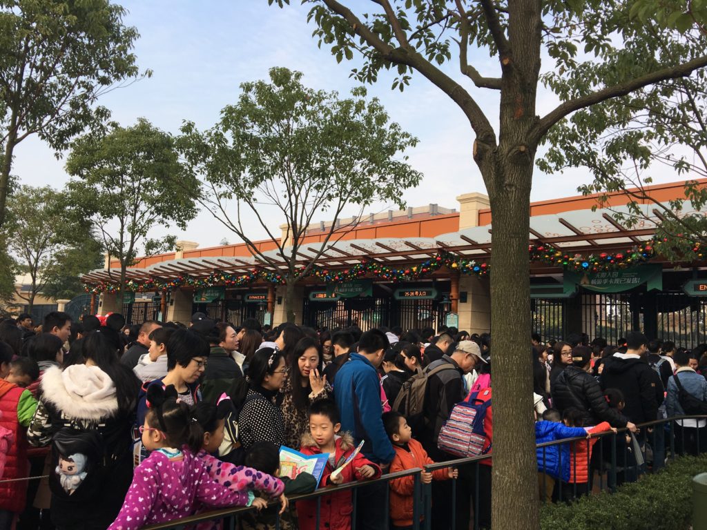 One of Shanghai Disneyland tips to avoid huge lines is to arrive earlier